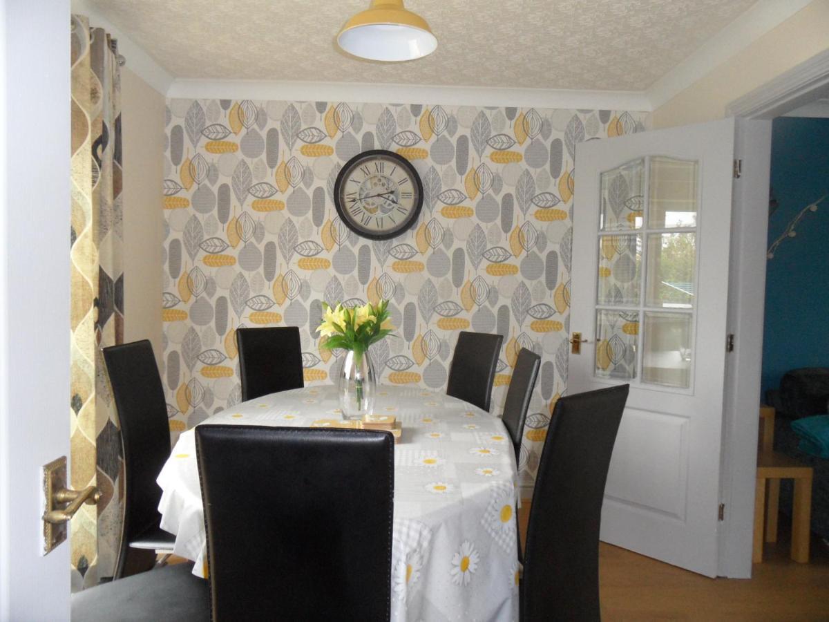 Villa Tŷ Clûd à Llangefni Extérieur photo